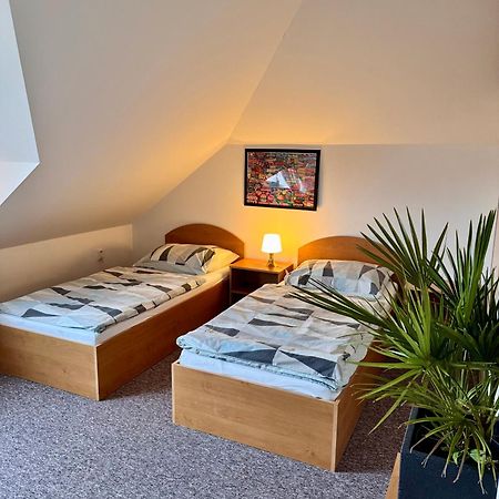 Ji Apartment Модржице Экстерьер фото