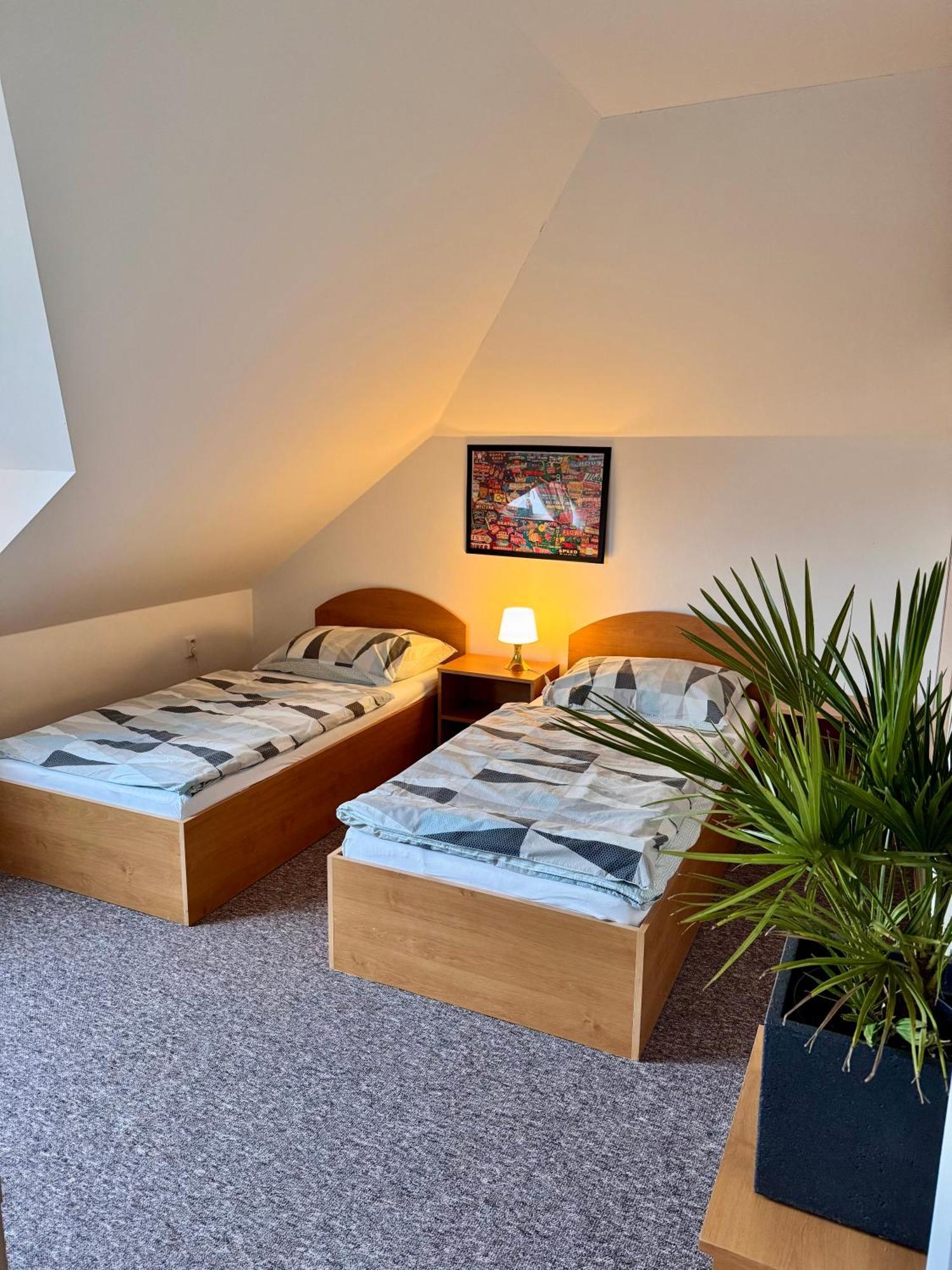 Ji Apartment Модржице Экстерьер фото